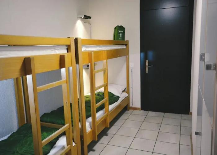 Alaïa Hostel