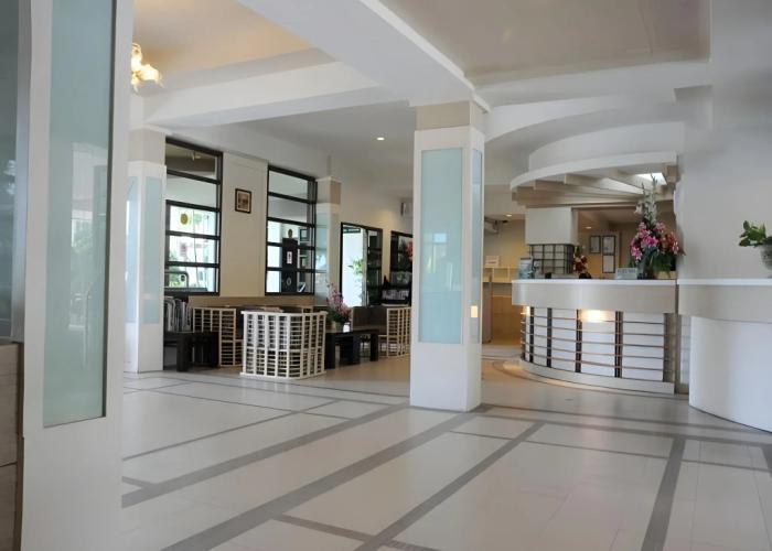 Bangsaen Villa Hotel (SHA Extra Plus)