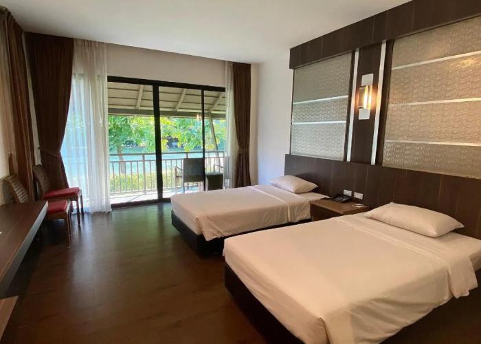 Bangsaen Heritage Hotel
