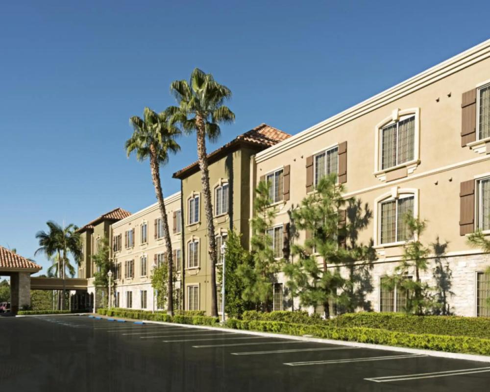 Ayres Suites Mission Viejo – Lake Forest