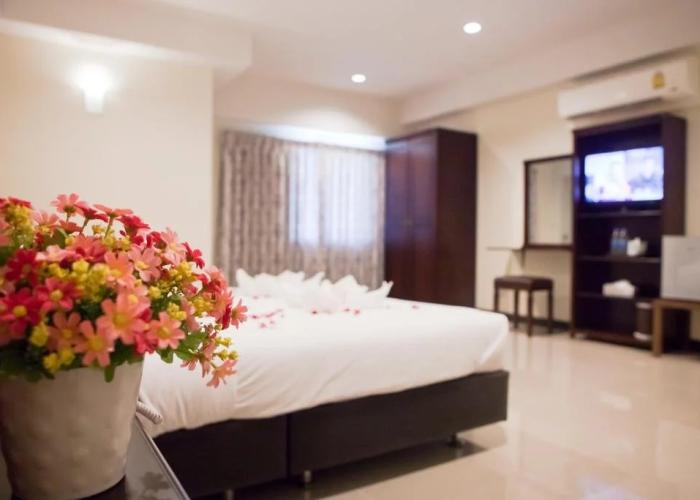 V.Resotel Hotel
