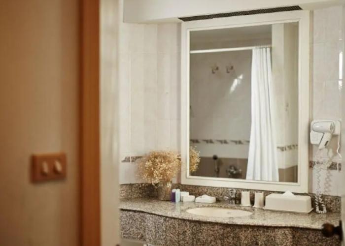Riverine Place Hotel and Residence