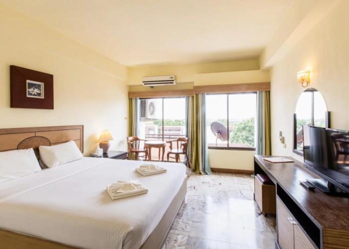 Nonthaburi Palace Hotel