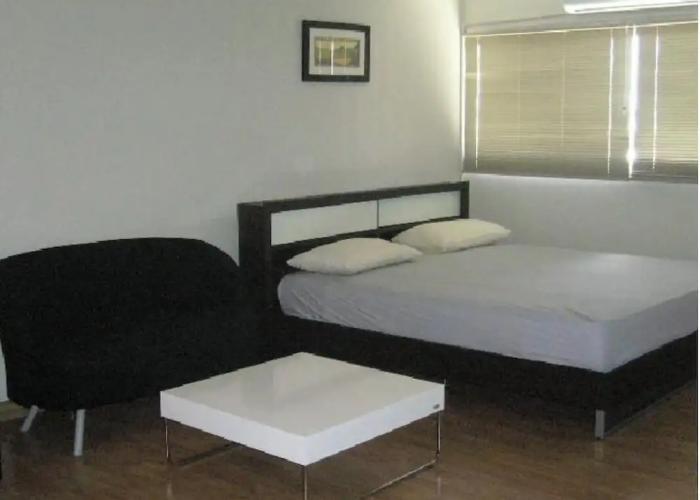 Room-dmk Don Mueang Airport Guest House