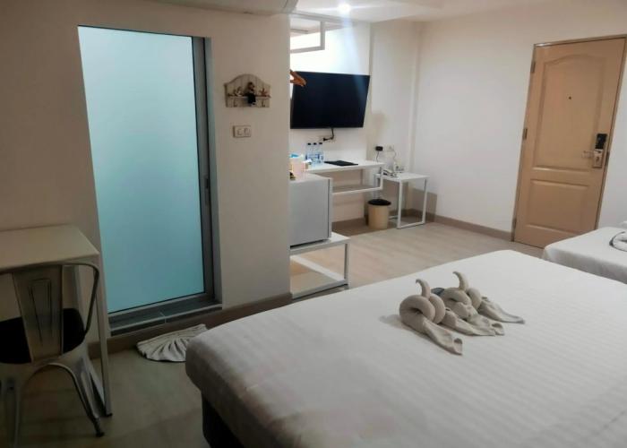 Bed by Boat Hotel & Apartment
