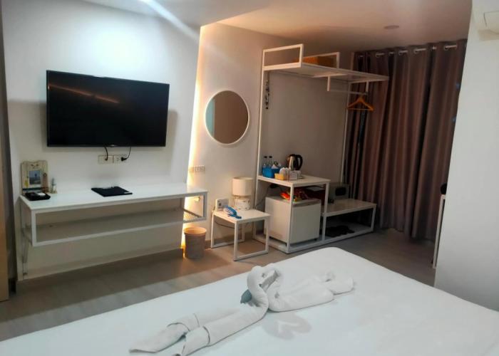 Bed by Boat Hotel & Apartment