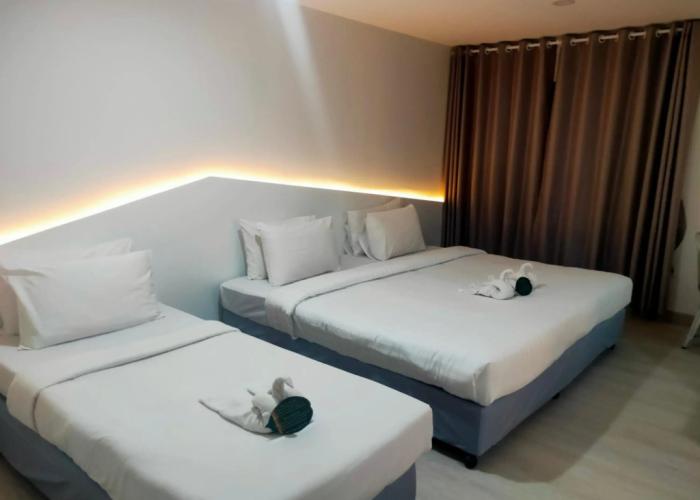 Bed by Boat Hotel & Apartment