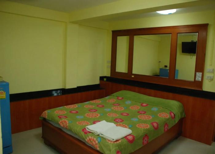 Sirasit 999 Mansion