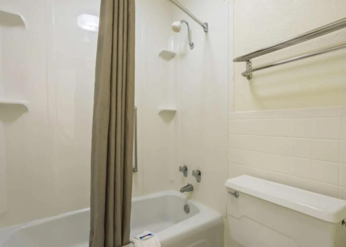 Motel 6 Spring Hill, FL - Weeki Wachee