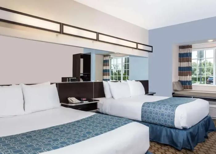 Microtel Inn And Suites Weeki Wachee/spring Hill