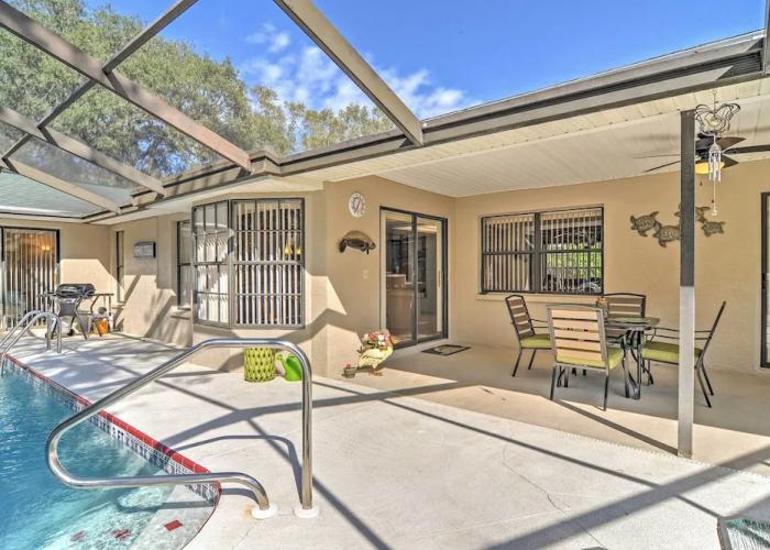 Pristine Spring Hill House w/ Private Pool & Lanai