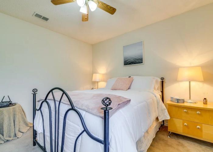 Family-friendly Spring Hill Vacation Home w/ Lanai