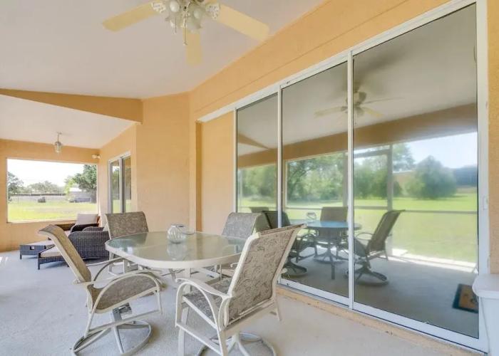 Family-friendly Spring Hill Vacation Home w/ Lanai