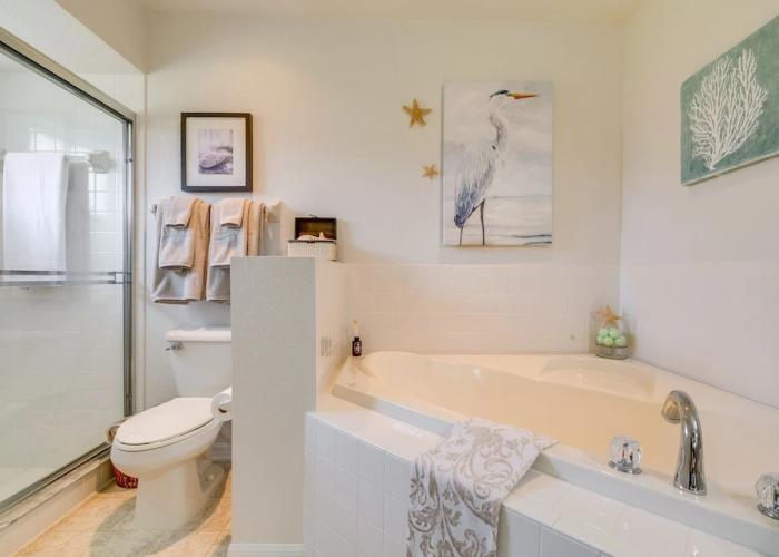 Family-friendly Spring Hill Vacation Home w/ Lanai