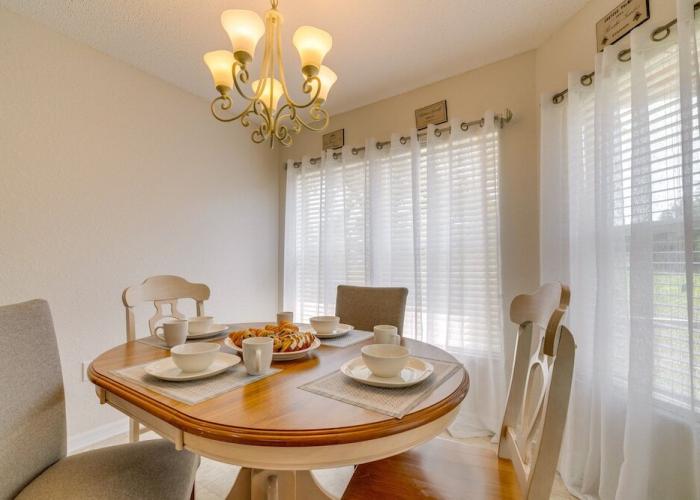 Family-friendly Spring Hill Vacation Home w/ Lanai