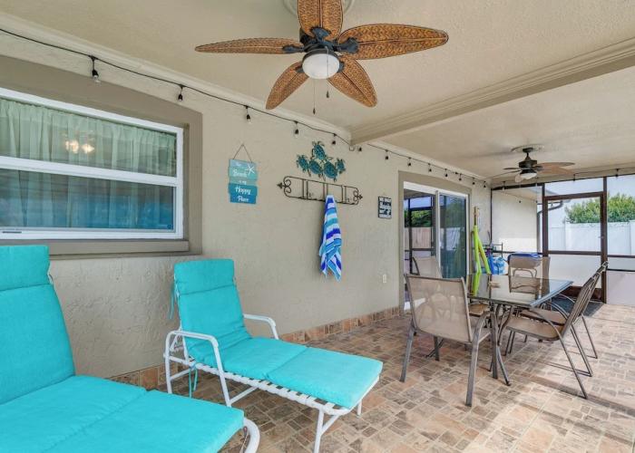Screened Lanai & Heated Pool: Spring Hill Home