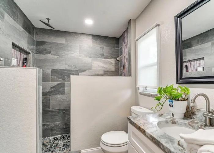 Weeki Lake Home w/ Heated & Cooled Pool, By Disney