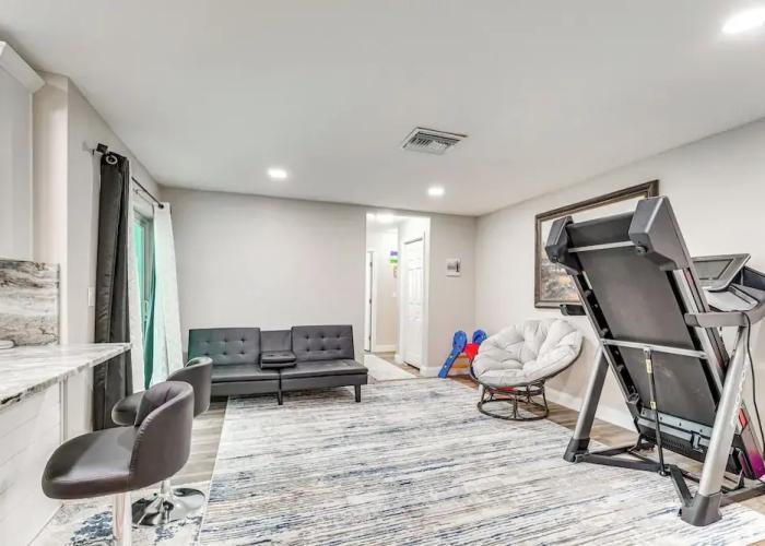 Weeki Lake Home w/ Heated & Cooled Pool, By Disney