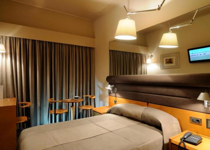 Maniatis Hotel