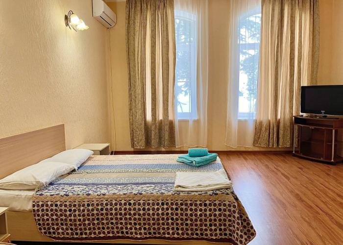 Dioskuriya Guest House