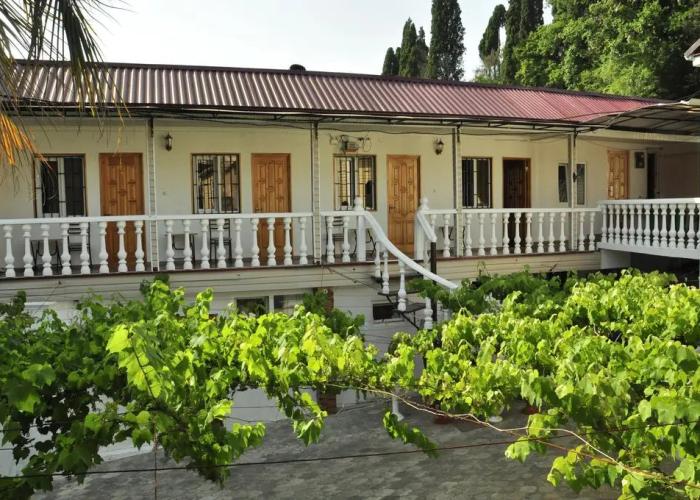 Dom Na Turbaze Guest House