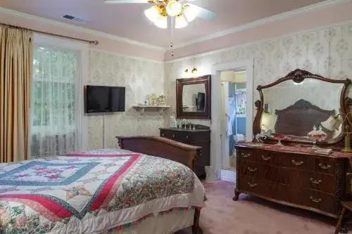 Roseberry House Bed & Breakfast