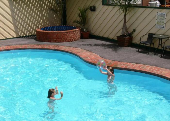 Travellers rest Motor Inn