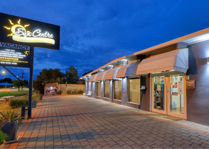 Sun Centre Motel