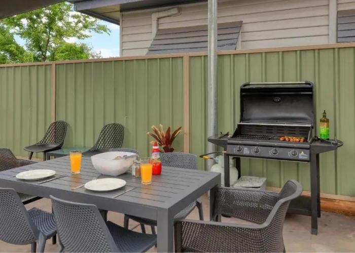 Sun Centre Motel