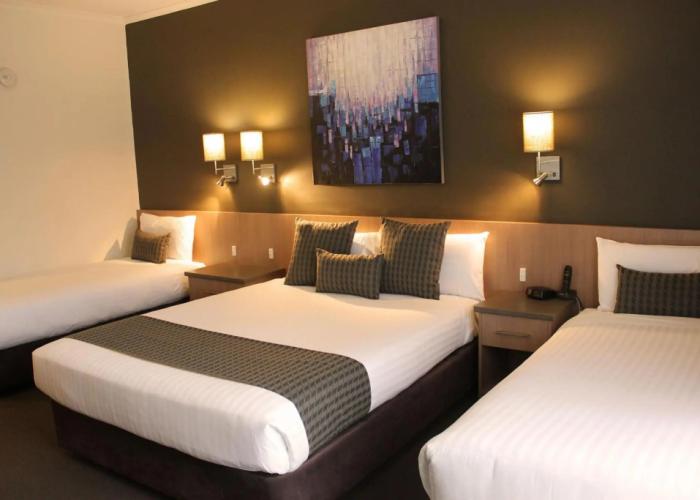 Swan Hill Resort
