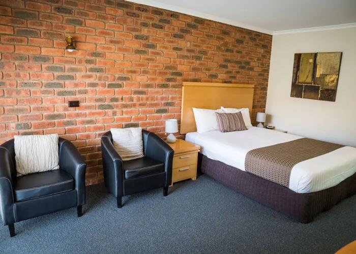 Australian Settlers Motor Inn