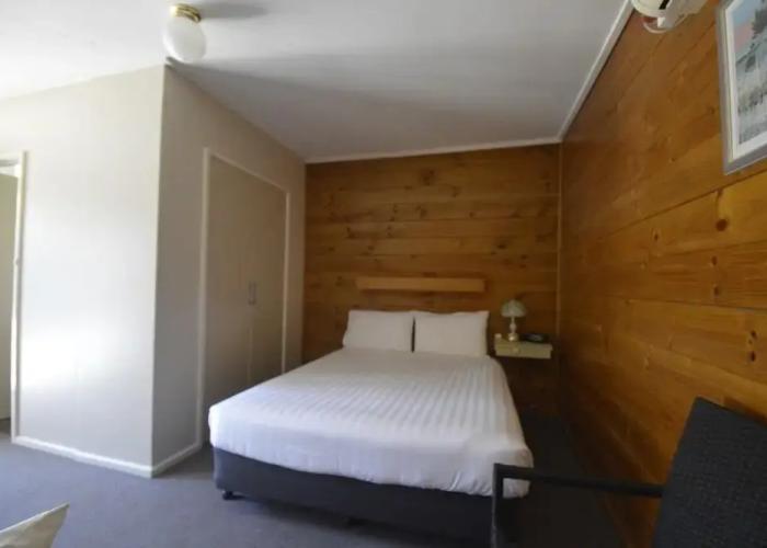 Paruna Motel