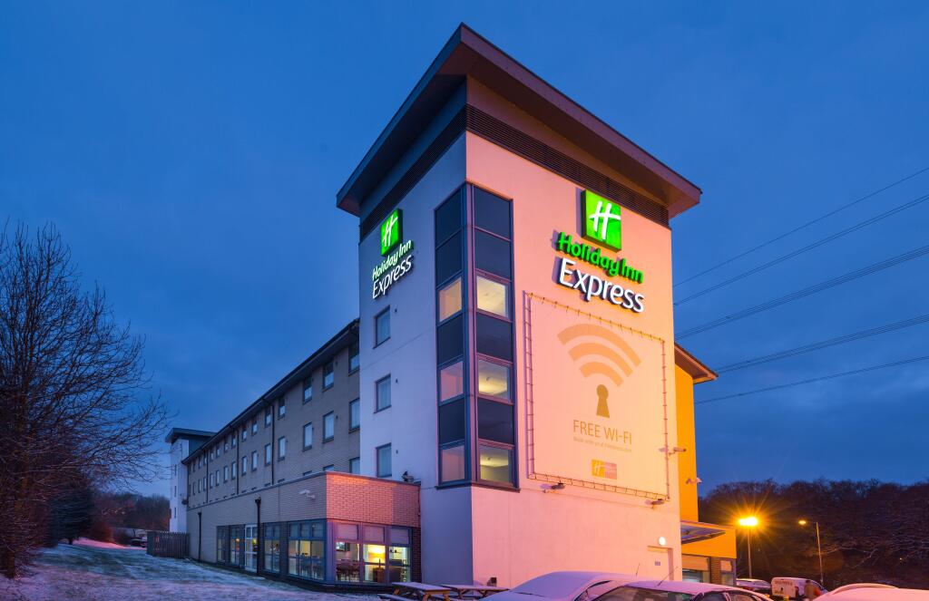 Holiday Inn Express Swindon - West by IHG