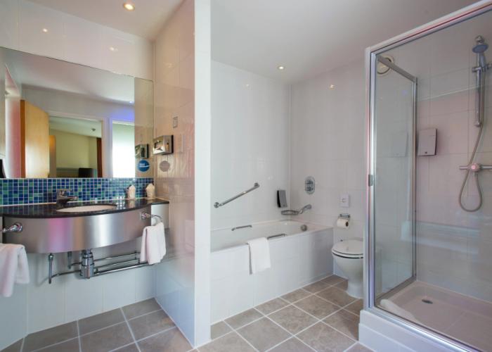 Holiday Inn Express Swindon City Centre by IHG