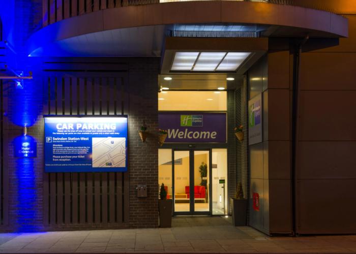Holiday Inn Express Swindon City Centre by IHG