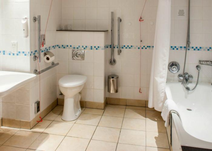 Holiday Inn Swindon by IHG