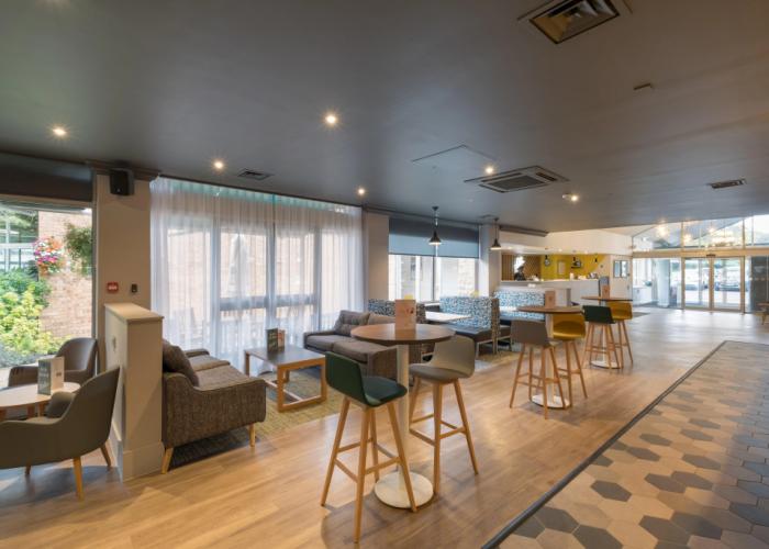 Holiday Inn Swindon by IHG