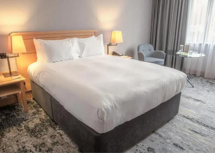 DoubleTree by Hilton Swindon