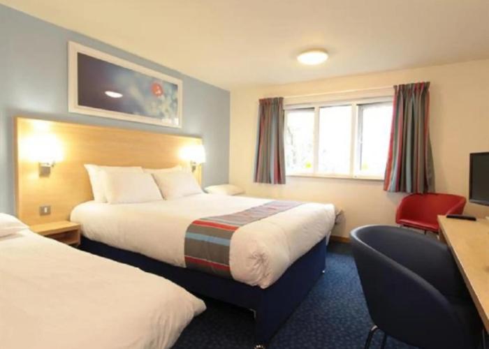 Travelodge Swansea Central