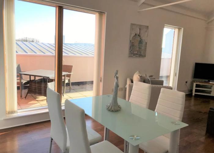 Ice House Apartments