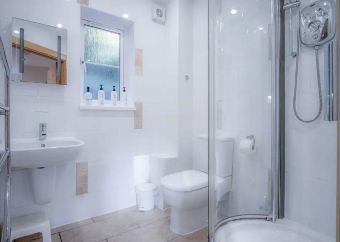 Oxwich Cottage - 2 Bedroom - Parkmill