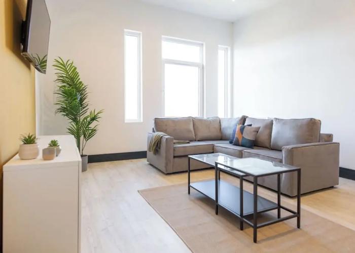 Kings Building- 2 Bed & Bathroom Flats