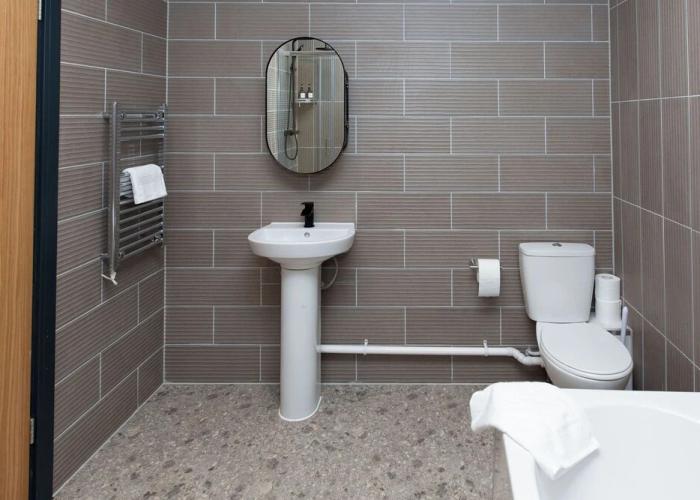 Kings Building- 2 Bed & Bathroom Flats