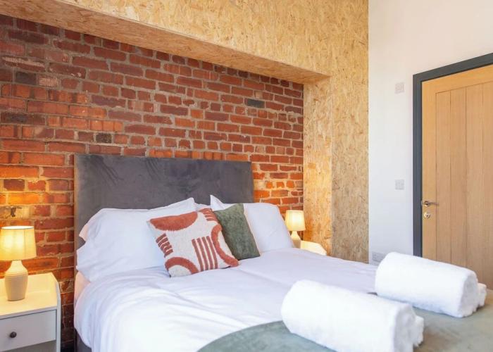 Kings Building- 2 Bed & Bathroom Flats