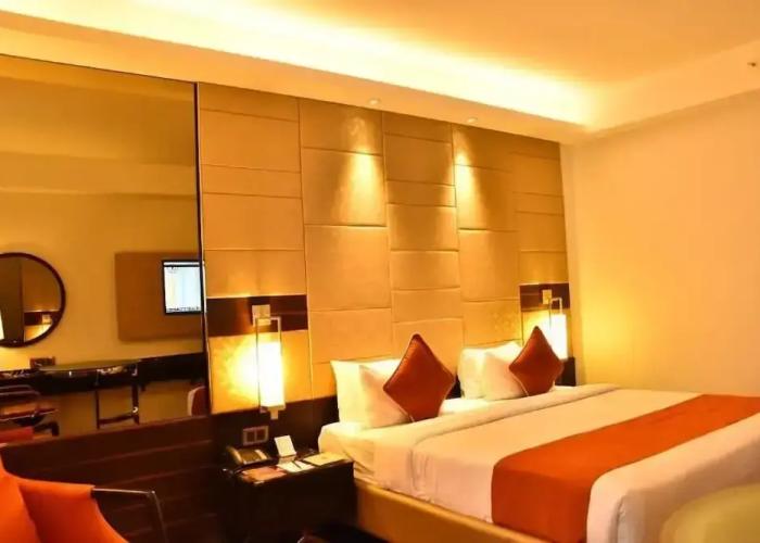 Hotel Cenneys Gateway