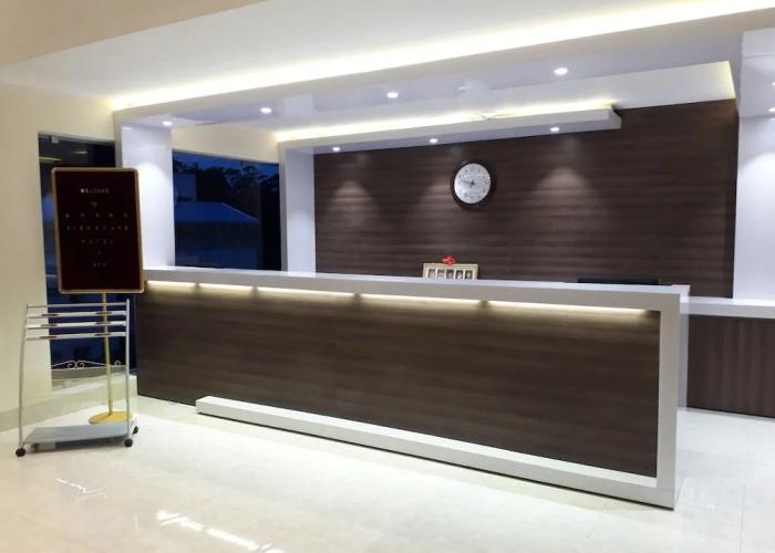 Grand Signature Hotel & Spa