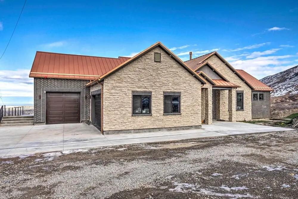 фото Newly Built Tooele Suite w/ Stunning Views!