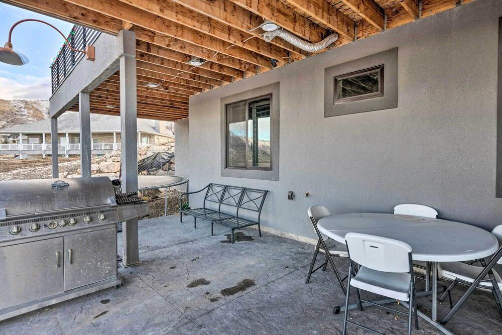 фото Newly Built Tooele Suite w/ Stunning Views!