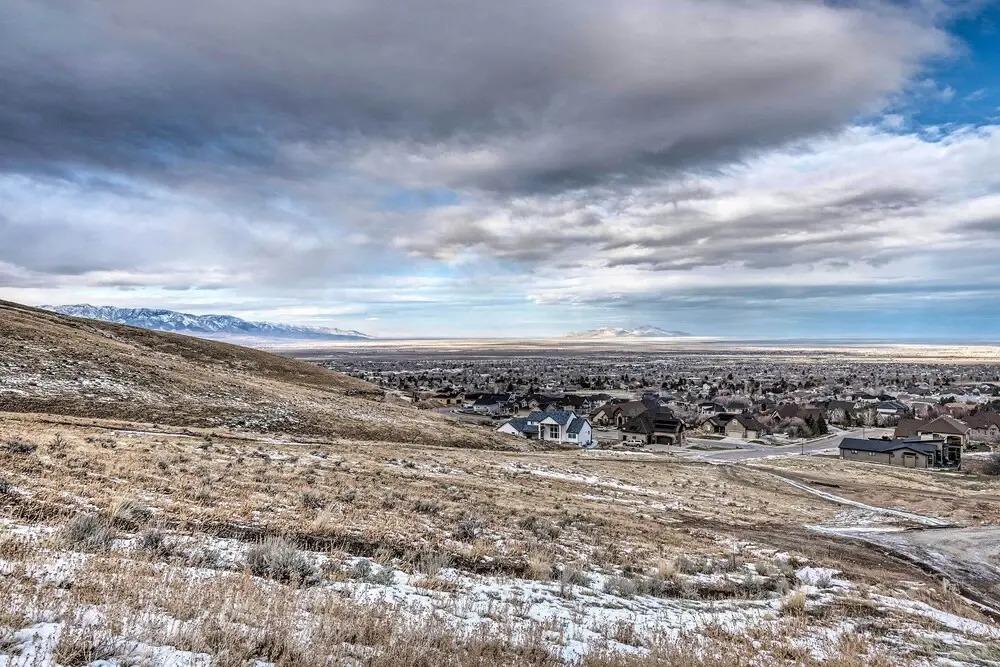 фото Newly Built Tooele Suite w/ Stunning Views!
