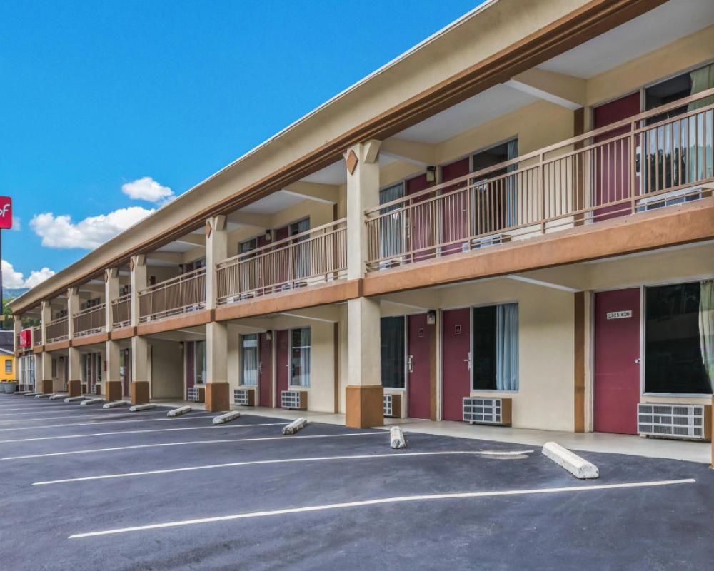 Red Roof Inn Caryville